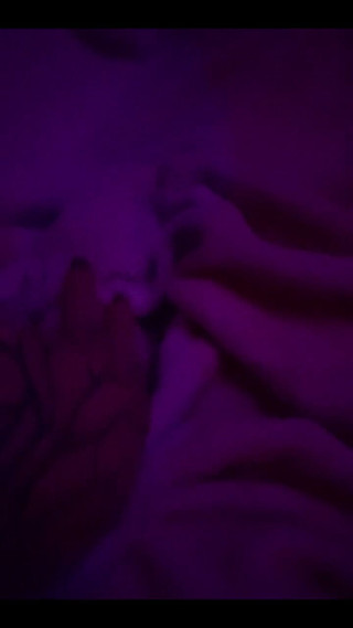 Lil Puddles: Thích chơi với âm vật của tôi