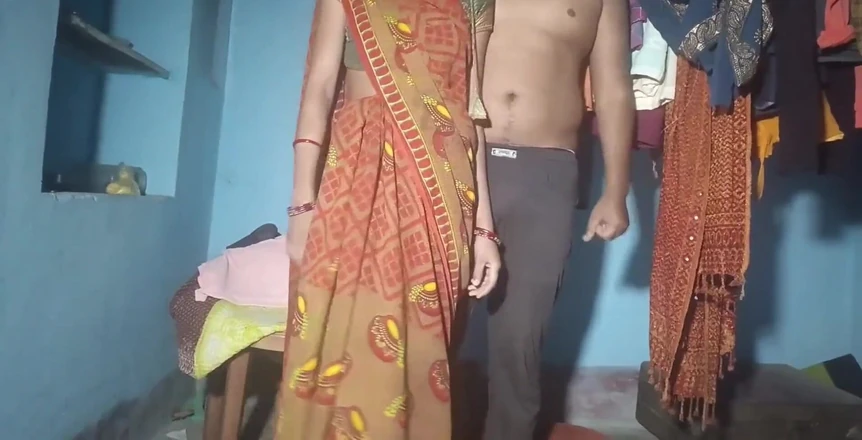 Kumari sushma: Desi Village Bhabhi Pissing Hot Video