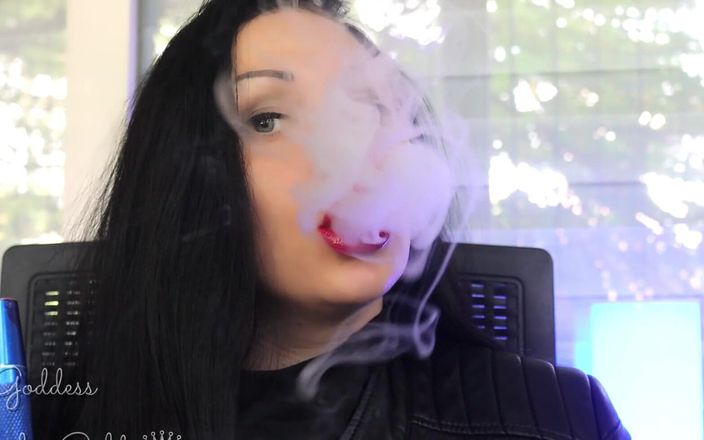 Goddess Misha Goldy: मेरे बड़े लाल प्रलोभन और बड़े हुक्का धुएं के लिए सह! 2