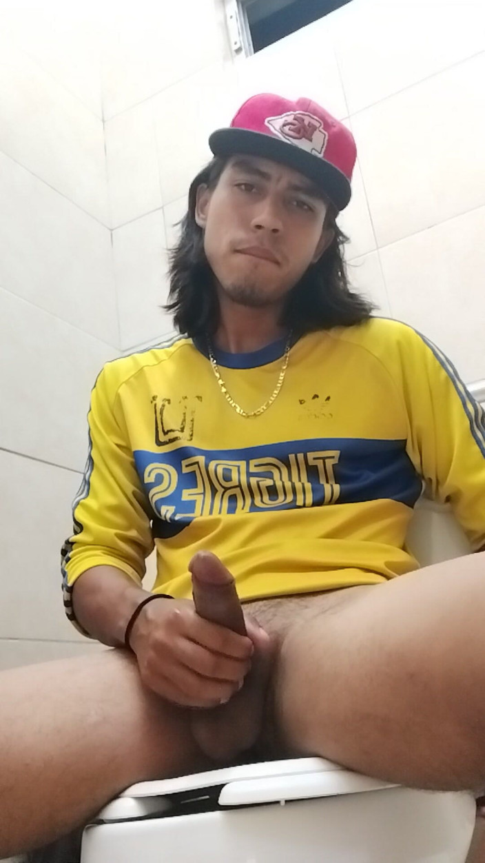 AlexAlejandro13: I Need Extra Help in the Bathroom