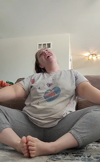 KinkyKatie: Miluji, když začínám svůj den s úsměvem a tančím pro tebe