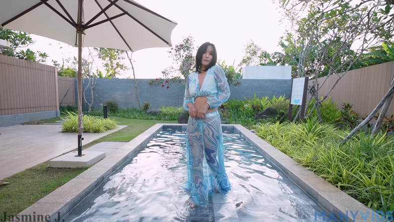 JasmineJ9966: Druppels warmte lossen op in het meer