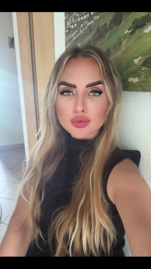 Hello Guys (Goddess Lena) Hello Guys (Goddess Lena)