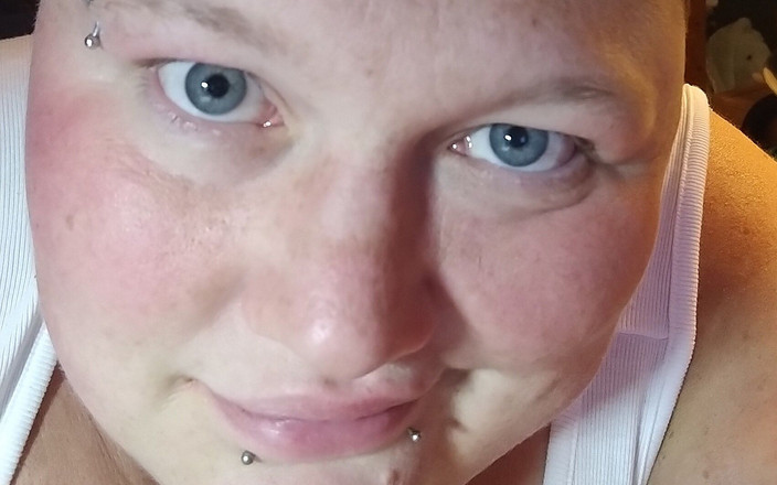 Kittastic's Comfy Couch: 키스와 윙크