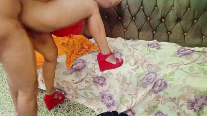 BigassMILF40: Saya menghisap pantat ibu mertua saya, kemudian saya mengongkeknya gaya...