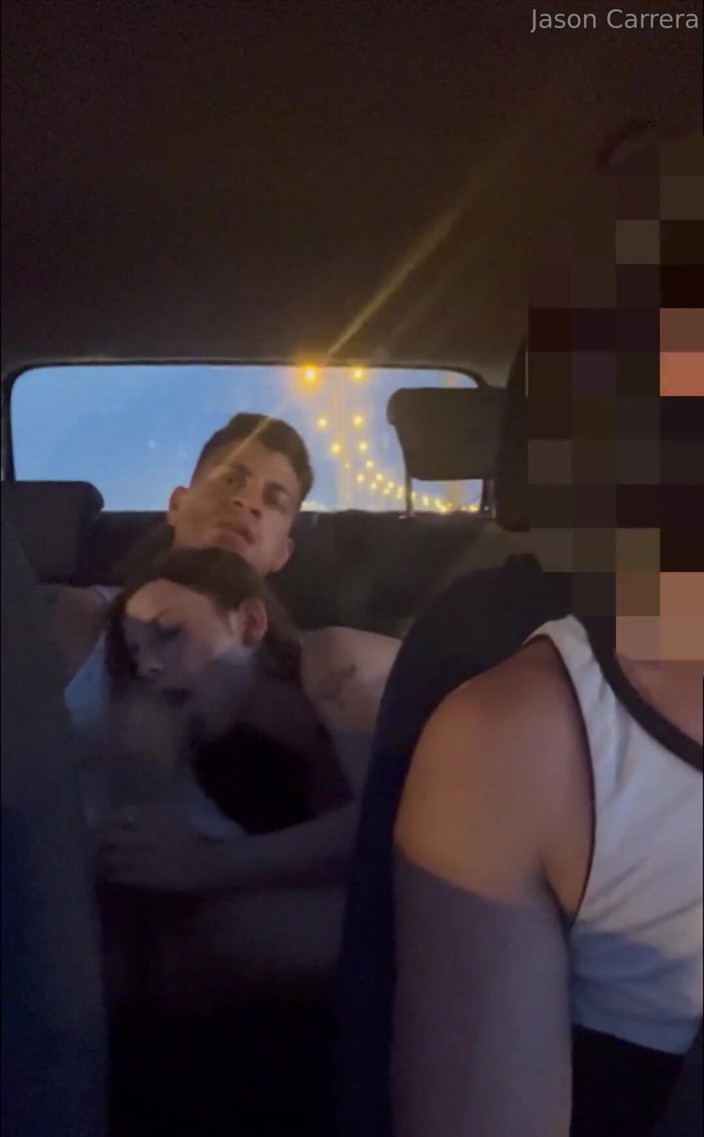 Jason Carrera: Fodendo a Pequena Lil Babe No Uber, Ela Está Tão...