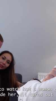 Riktig intervju och offentligt knullande med den heta, bystiga tjejen Anastasia, alias Lera Murr!