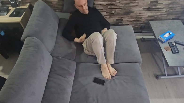 Sofy13: Přistihla jsem ho, jak si honí před pornem a on...