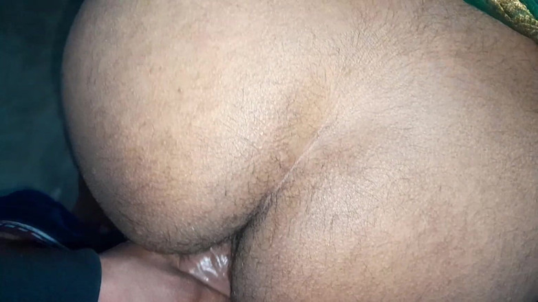 Midnightsiren: Aku lagi asik sama teman suamiku sendiri