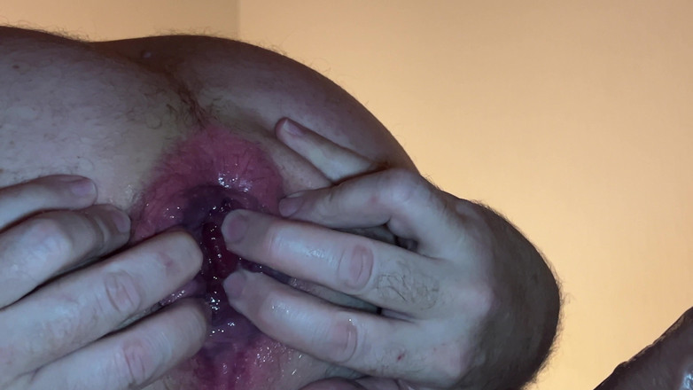 Almaviva: Profundo beijo para vovô com um pequeno prolapso