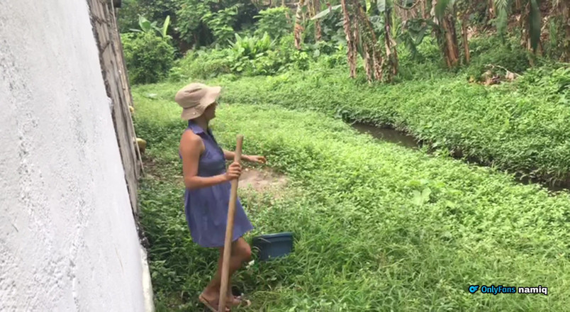 Dakotasex: J’ai baisé la belle-fille de mon voisin et le jardinier à...