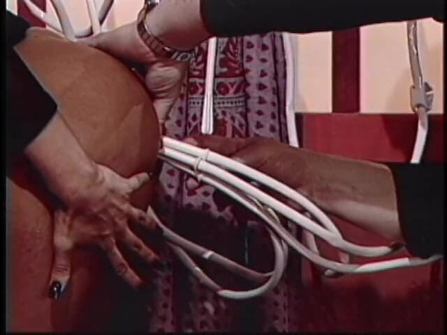 Dark Dungeon Secrets: bare stanon aur kaale baal vaali ki gand chudaee santusht...