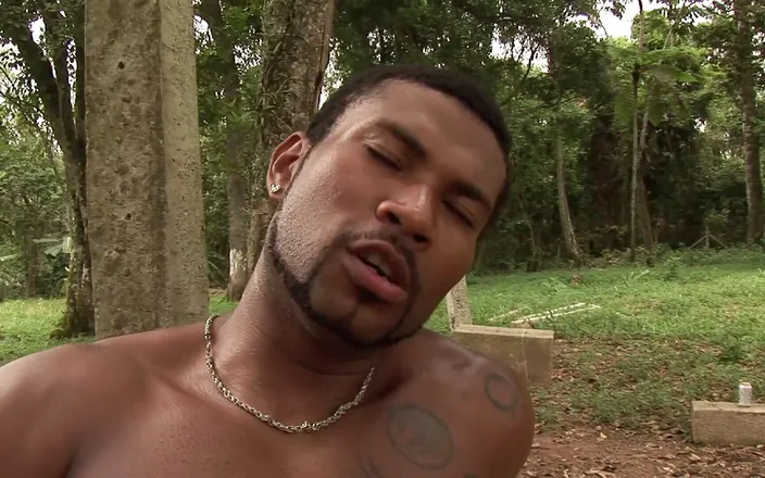 Male Dream: Clean cut muscle ebony dude masturbates outdoor