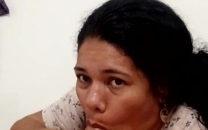 Valkyrieandluigy: पत्नी चूसने वाली गले में गहरे लेना दब्बू सुंदर प्रेमिका