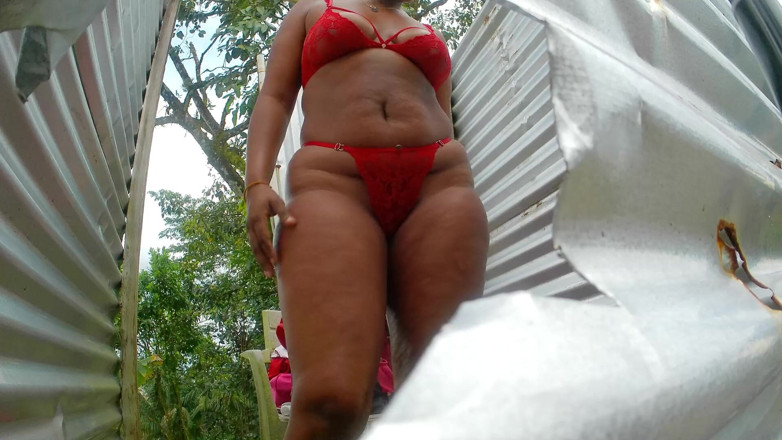 kloyesteicy: Lubang cewek ini dientot habis-habisan di dalam kabin