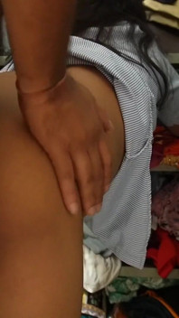 Une fille desi couche avec son prof