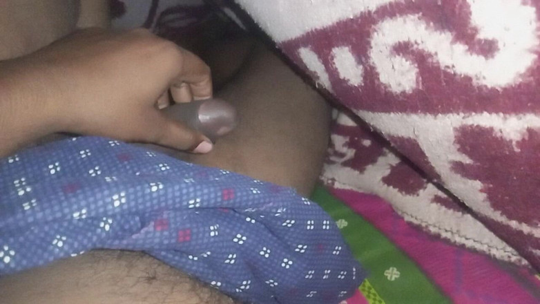 Sweet Indian cock: 인도 게이 소년 야외 마스터바이트