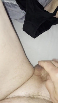 Excité Se Masturbant En Gros Plan