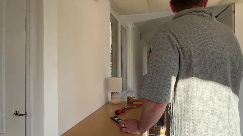 AngelinaLove: Hot MILF Gets Tricked by Her Handyman and Ends up...
