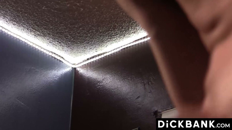 Dick bank: 자지를 따먹는 잘생긴 윌리엄 스틸
