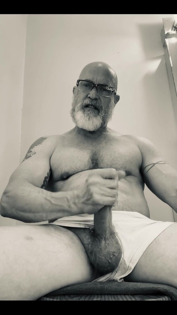 MrJamesYork: 내 속옷 아래
