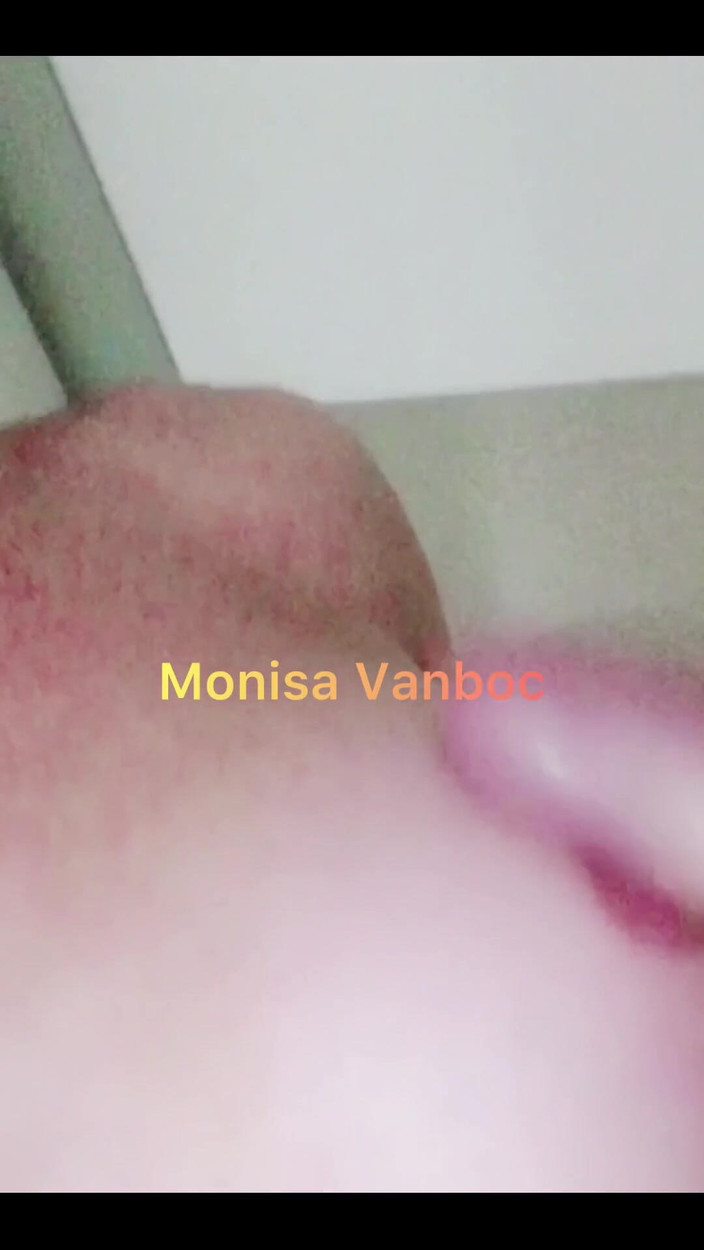 Monisa Vanboc: Kompilace šukání a sání paní Monisy