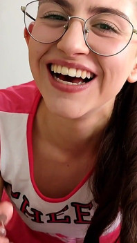 Cheerleader Blowjob Cum in Mouth