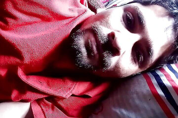 Gangbang straight: Velmi krásná 25 letá piss pocta Sunny Leone