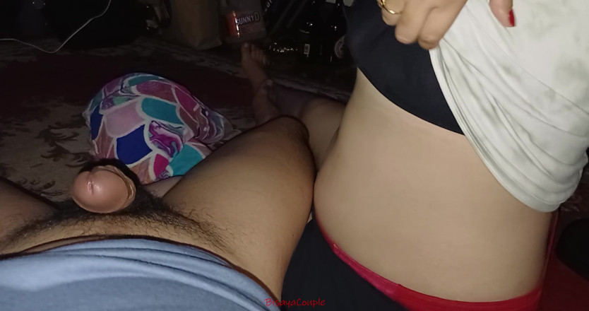 BisayaCouple29: Bisayamilf的寒冷雨夜奶油派会议