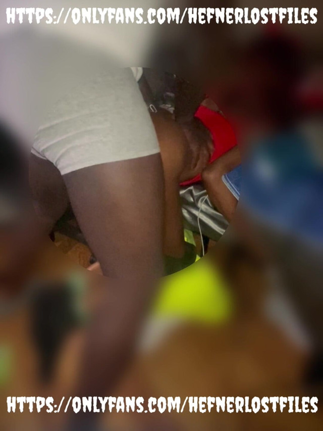 Tight Pussy Got an Arch (Banana Clips) Tight Pussy Got an Arch (Banana Clips)