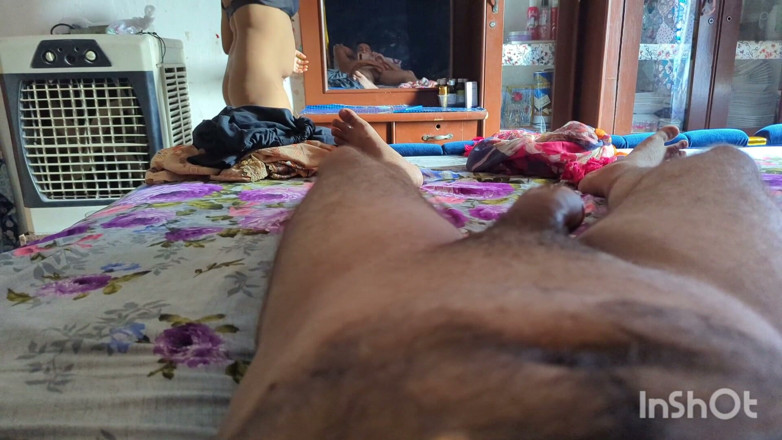 James fucker: Desi flicka tar min fulla penis in här i munnen...