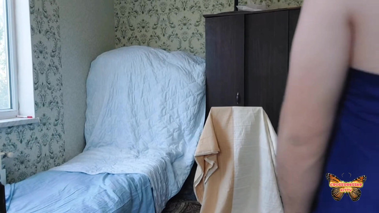 Kitty_Cross: Kapitán Ladyboy White Děvka Cool Model Yummy Kitty dělá vášnivě...