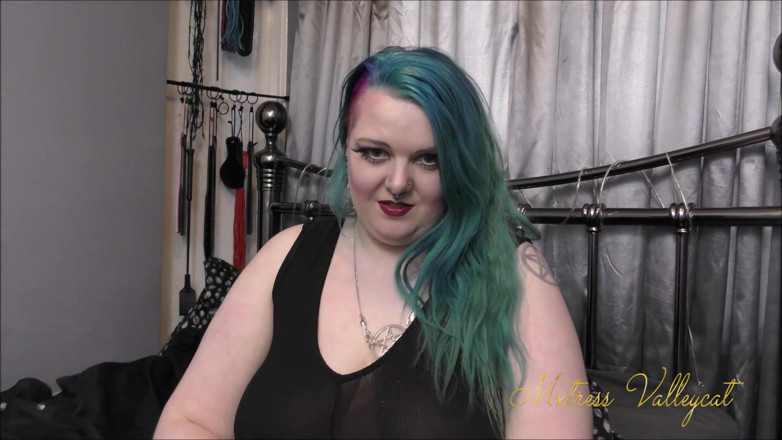 Mxtress Valleycat: Cursed collar turns you into cam girl