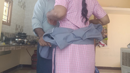 Ilakkiya: Okul öğrencisi ve öğretmen domalarak sikişiyor