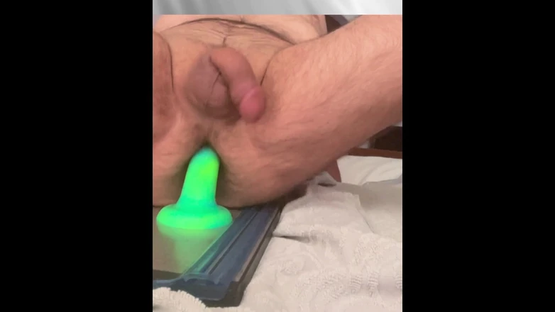 VinoFino69: Fucking Myself with Dildo and Masturbating Until I Cum