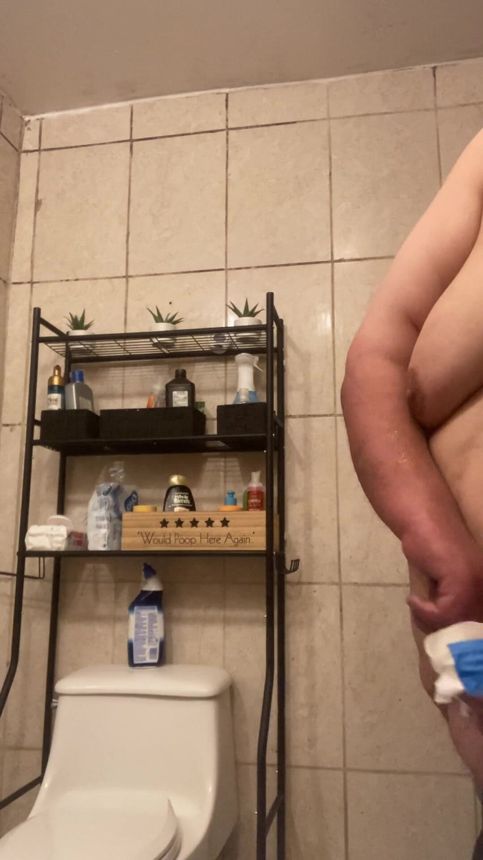 Chubbytits16: Qualcuno mi succhia le tette