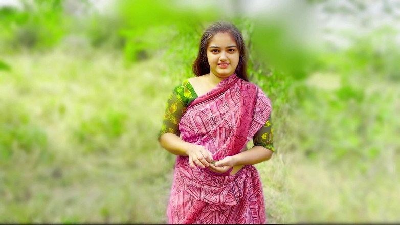 Your_aisha: 印度德西村帕多西哥在丛林中做爱，第一次操她紧致的阴户