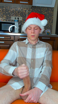 Alone After Class Twink pompuje do czystej ekstazy