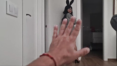 Latinascachondas: Parody Alice di negara batang
