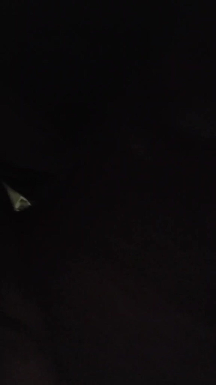 Raven Willow: Compilation de pets puants