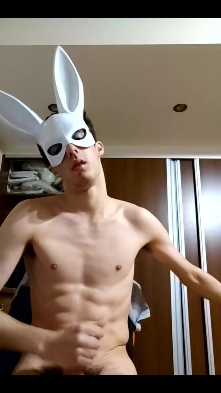 Floatie Boy: Bunny Looner pijpt grote ballonnen terwijl ze zich aftrekt op...