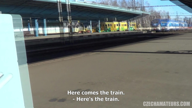 CzechAmateurs: チェコのアマチュア 83 カップルが電車でファック