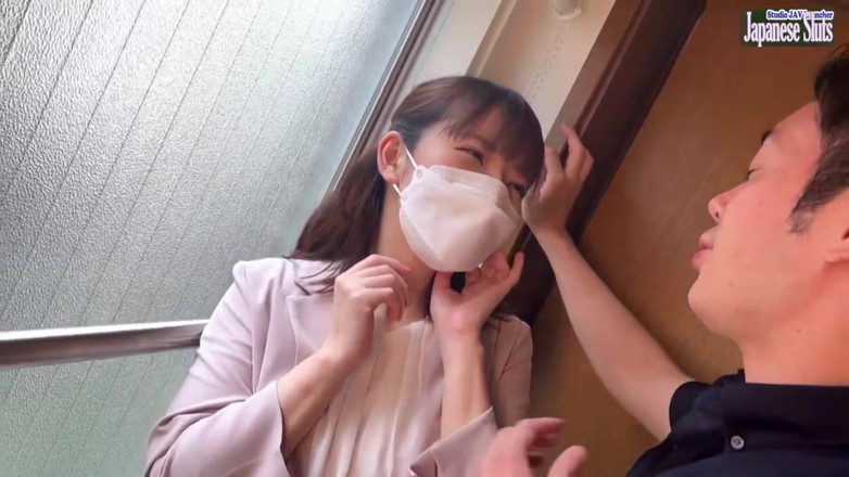 Studio JAV Launcher: Trato de preñada secreta de belleza inmobiliaria tetona - titsjob y...