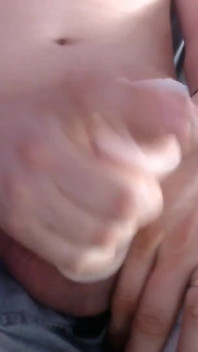 Branlette avec une chatte de poche et éjaculation presque 2 fois