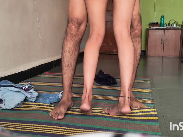 Indian Girl Sex with Delivery Boy Part 2 (Indian new couple)