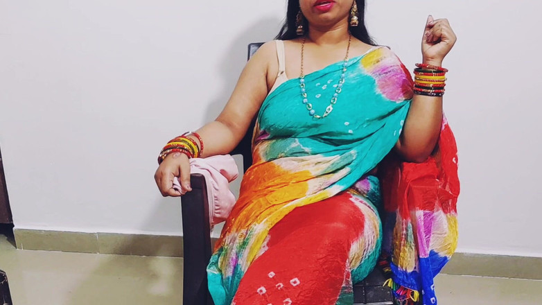 Hotty Jiya Sharmaa: Une belle-mère séduit son beau-fils pour une baise hardcore dans...