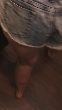 Regardez ce cul avec Sinn Sage