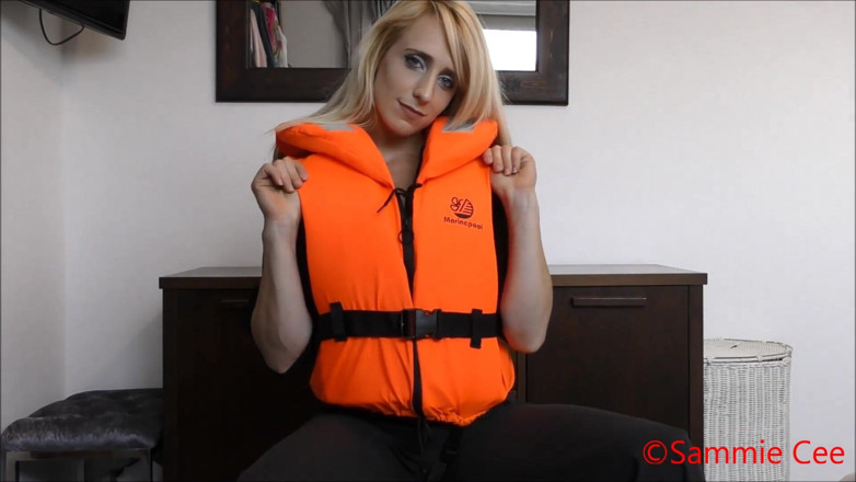 Sammie Cee: Marinepool lifejacket tease