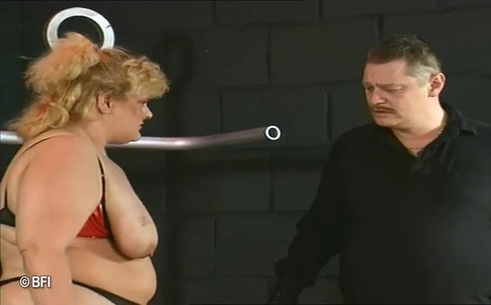 House of lords and mistresses in the spanking zone: Осквернені раби