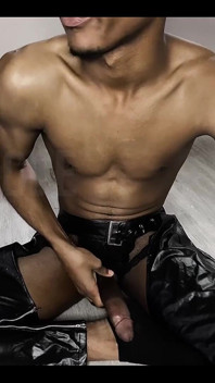 Stroking This Thick Black Cock in Full Scream Cosplay